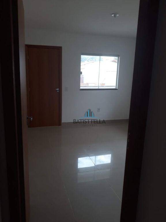 Sobrado à venda com 2 quartos, 92m² - Foto 5