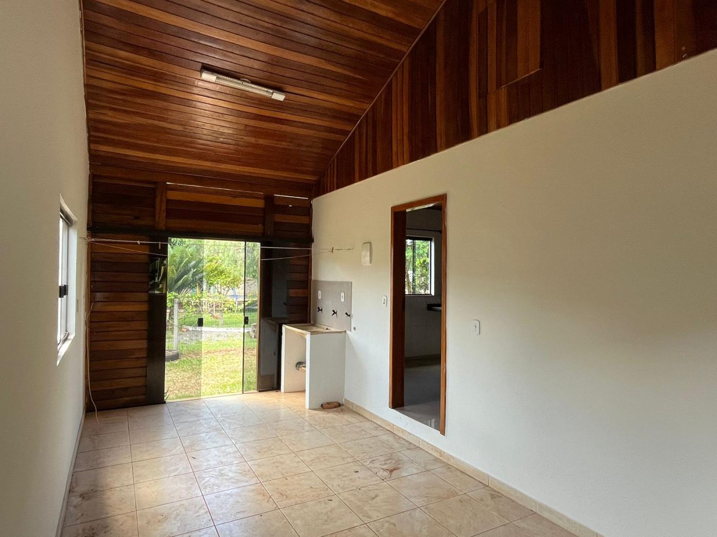 Casa à venda com 2 quartos, 120m² - Foto 17