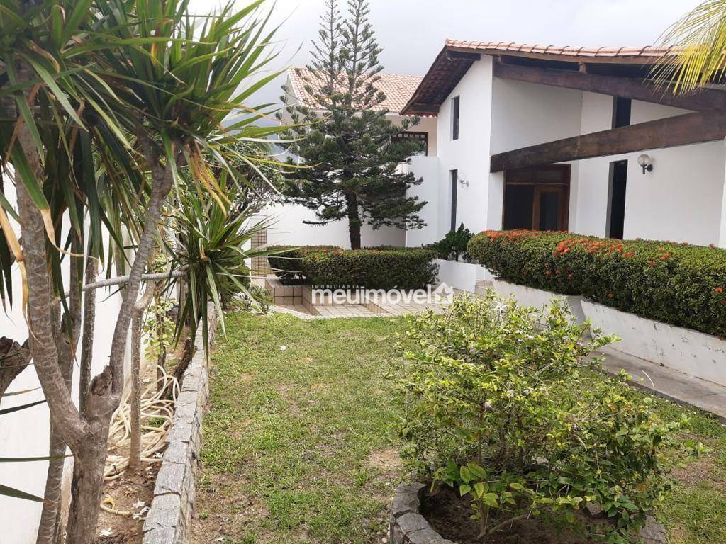 Casa à venda com 4 quartos, 400m² - Foto 1