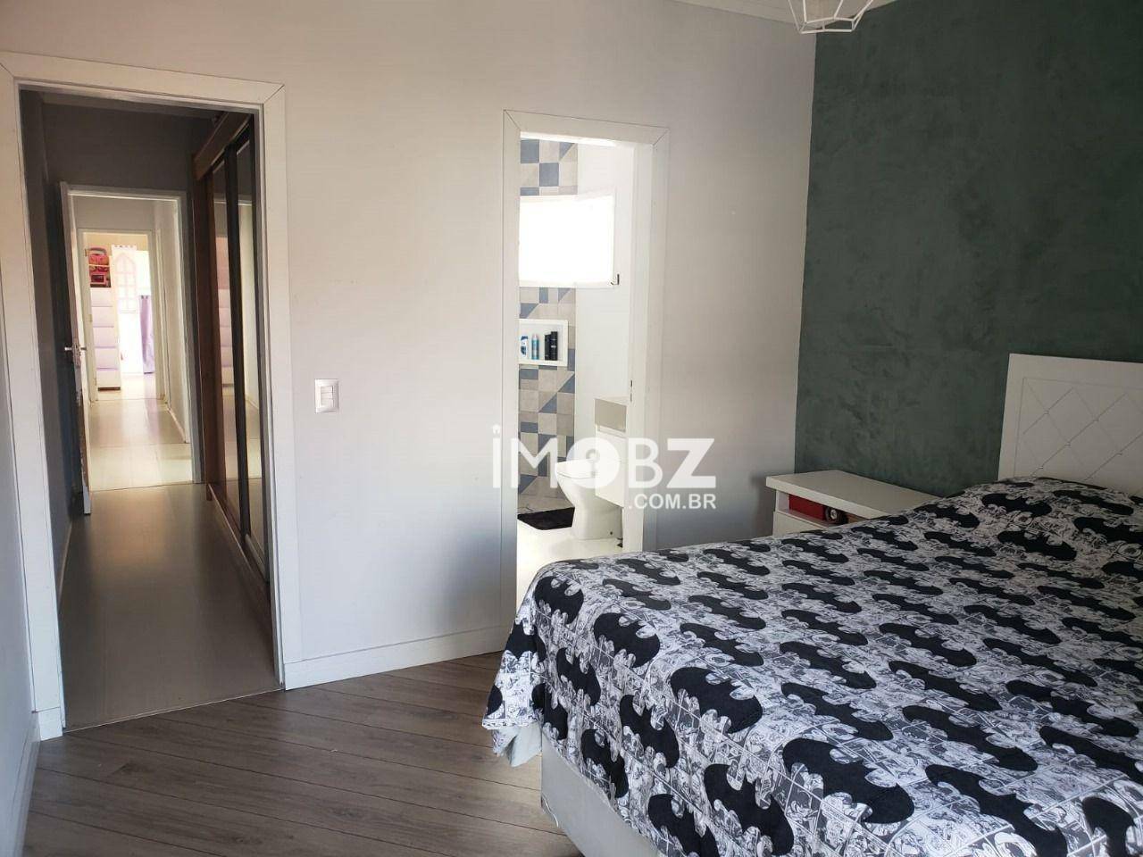 Casa à venda com 4 quartos, 229m² - Foto 17