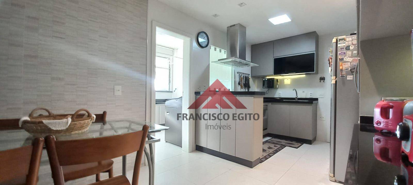 Apartamento à venda com 3 quartos, 230m² - Foto 12