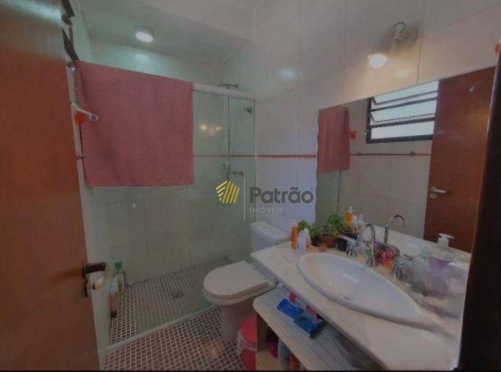 Sobrado à venda com 3 quartos, 230m² - Foto 19