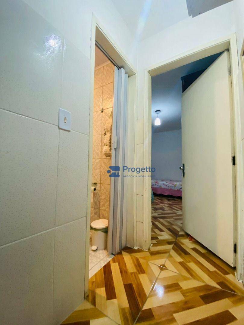 Casa à venda com 4 quartos, 95m² - Foto 15