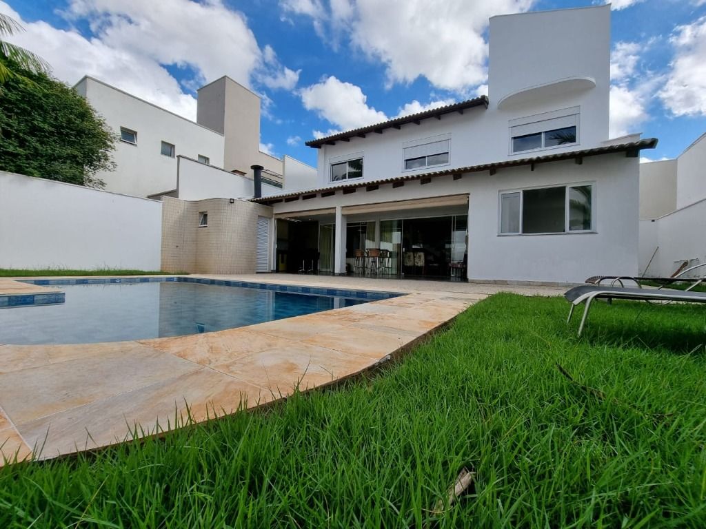 Casa de Condomínio à venda com 3 quartos, 305m² - Foto 12