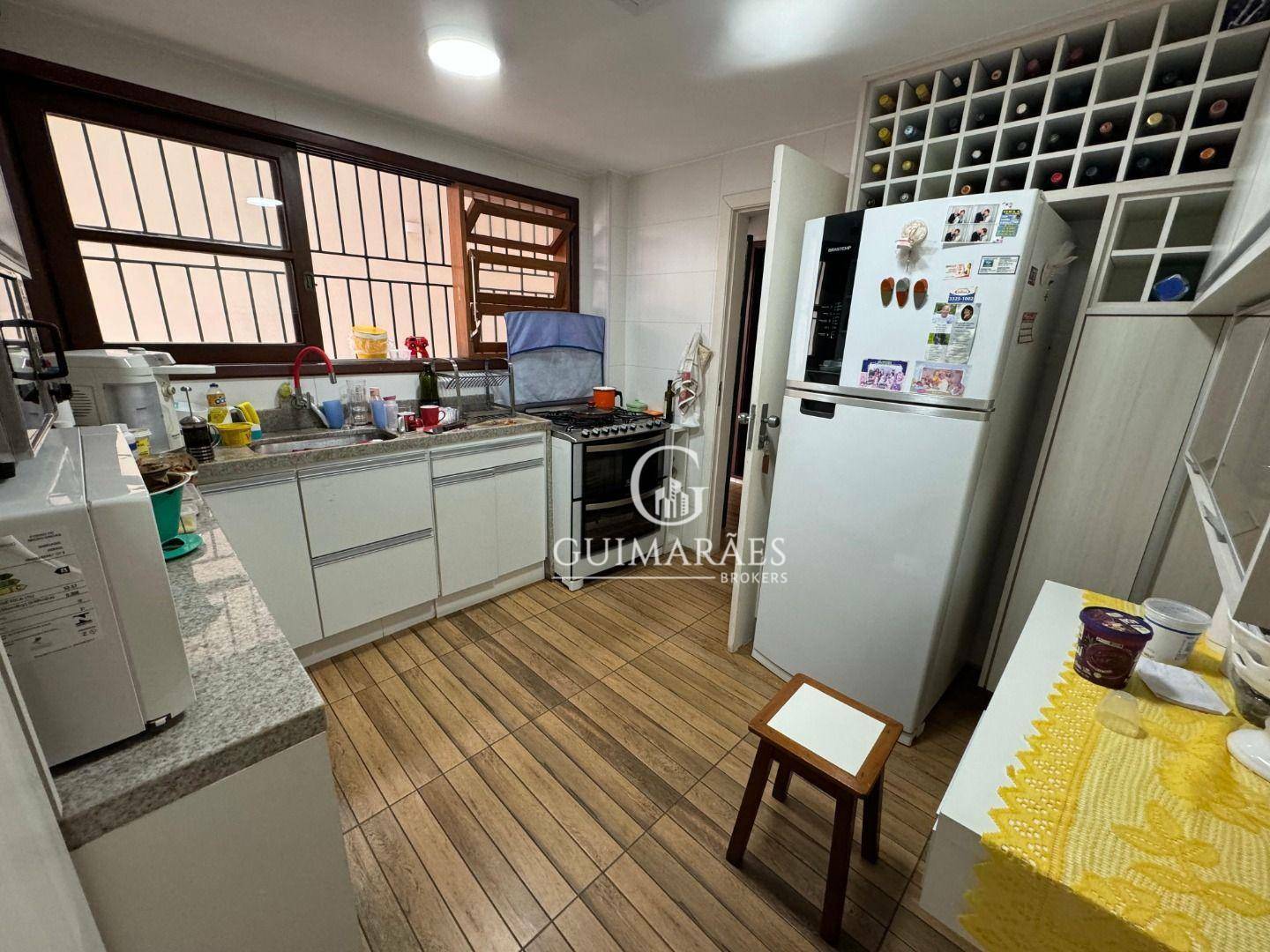 Casa de Condomínio à venda com 4 quartos, 262m² - Foto 4