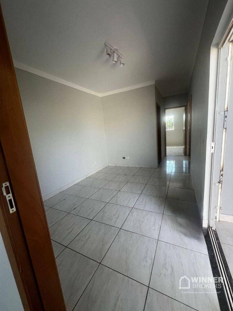 Casa à venda com 3 quartos, 62m² - Foto 3