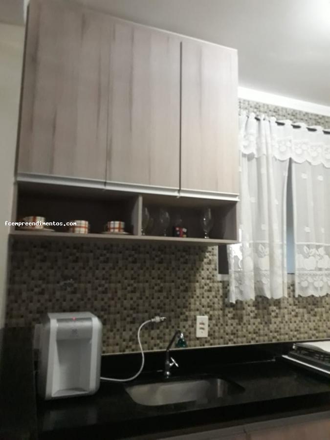 Apartamento à venda com 2 quartos, 49m² - Foto 2