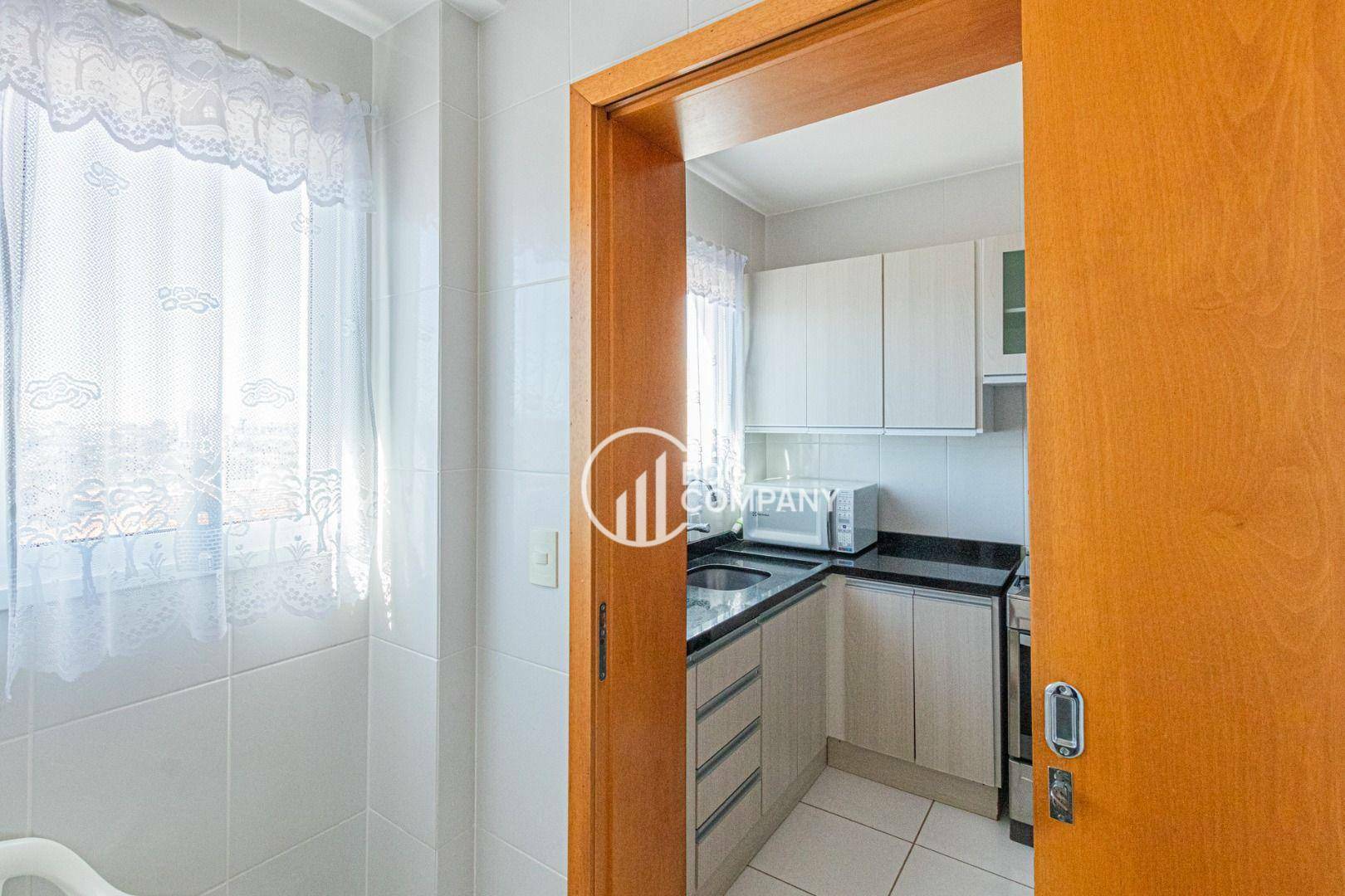 Apartamento à venda com 3 quartos, 87m² - Foto 6