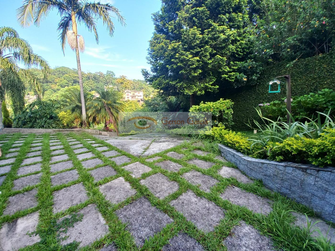 Casa de Condomínio à venda com 3 quartos, 370m² - Foto 35
