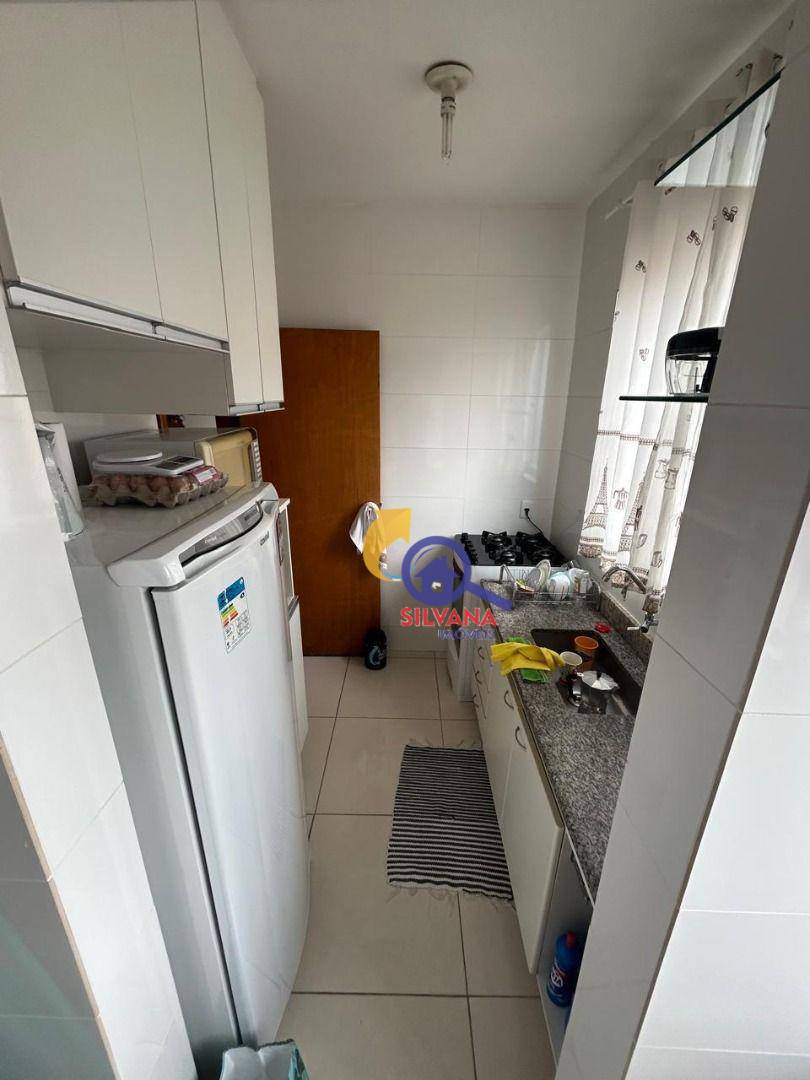 Apartamento à venda com 3 quartos, 58m² - Foto 6