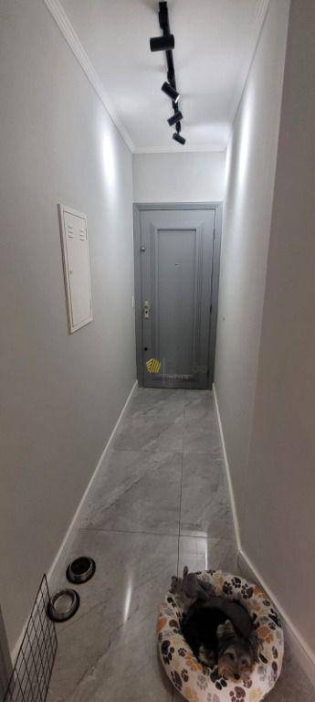 Apartamento à venda com 3 quartos, 136m² - Foto 26