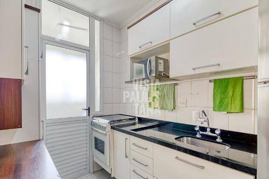 Apartamento para alugar com 2 quartos, 72m² - Foto 9