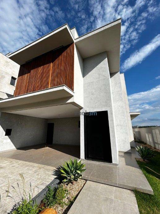 Sobrado à venda e aluguel com 3 quartos, 253m² - Foto 3