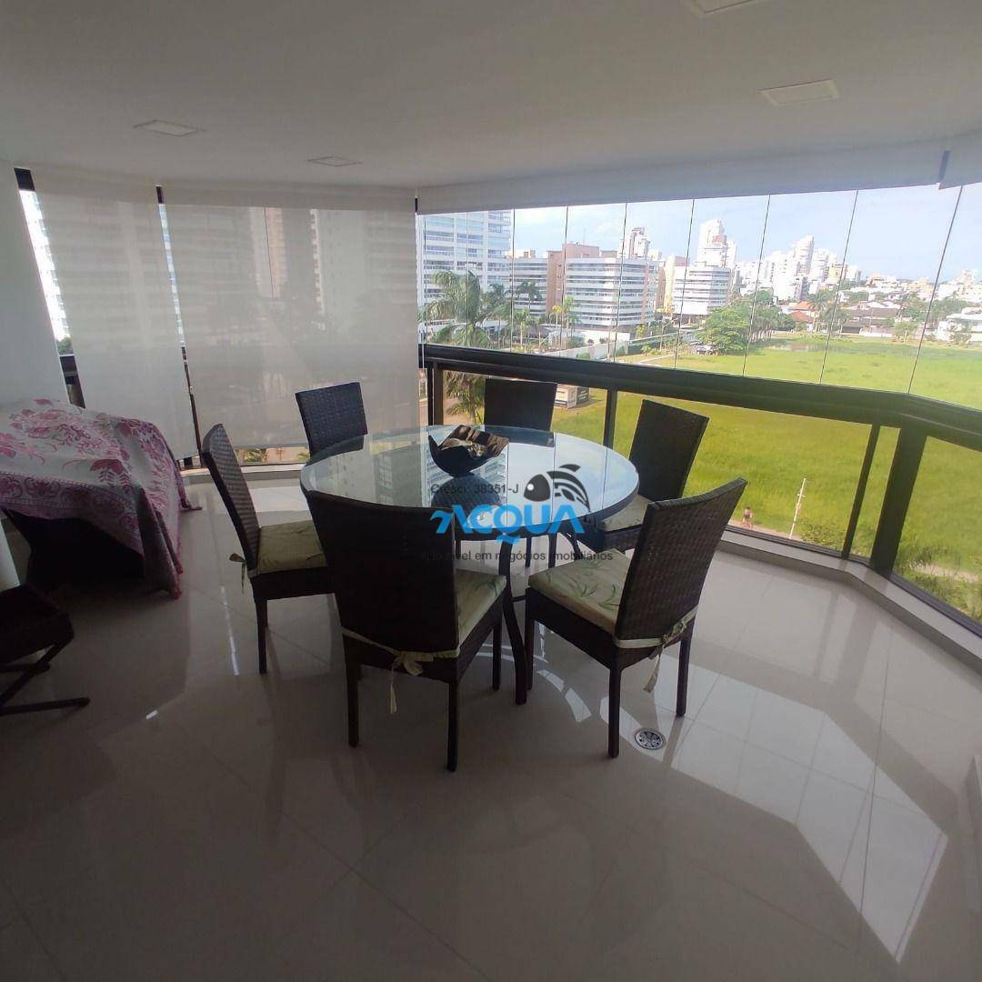 Apartamento à venda com 3 quartos, 140m² - Foto 4