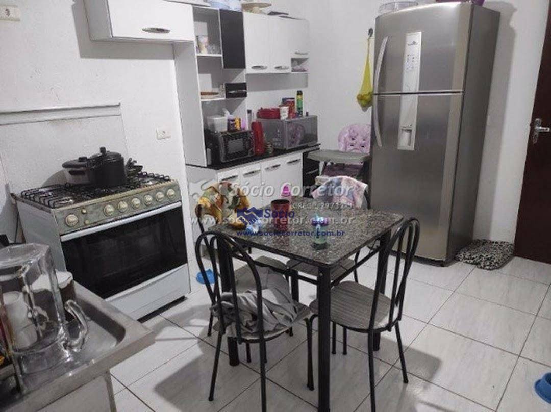 Sobrado à venda com 2 quartos, 300m² - Foto 2