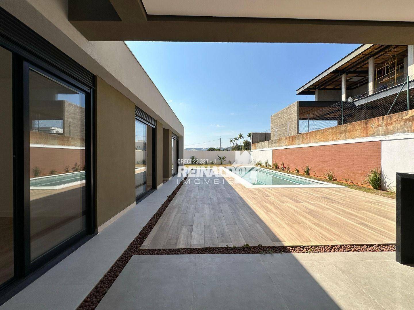 Casa de Condomínio à venda com 3 quartos, 253m² - Foto 25