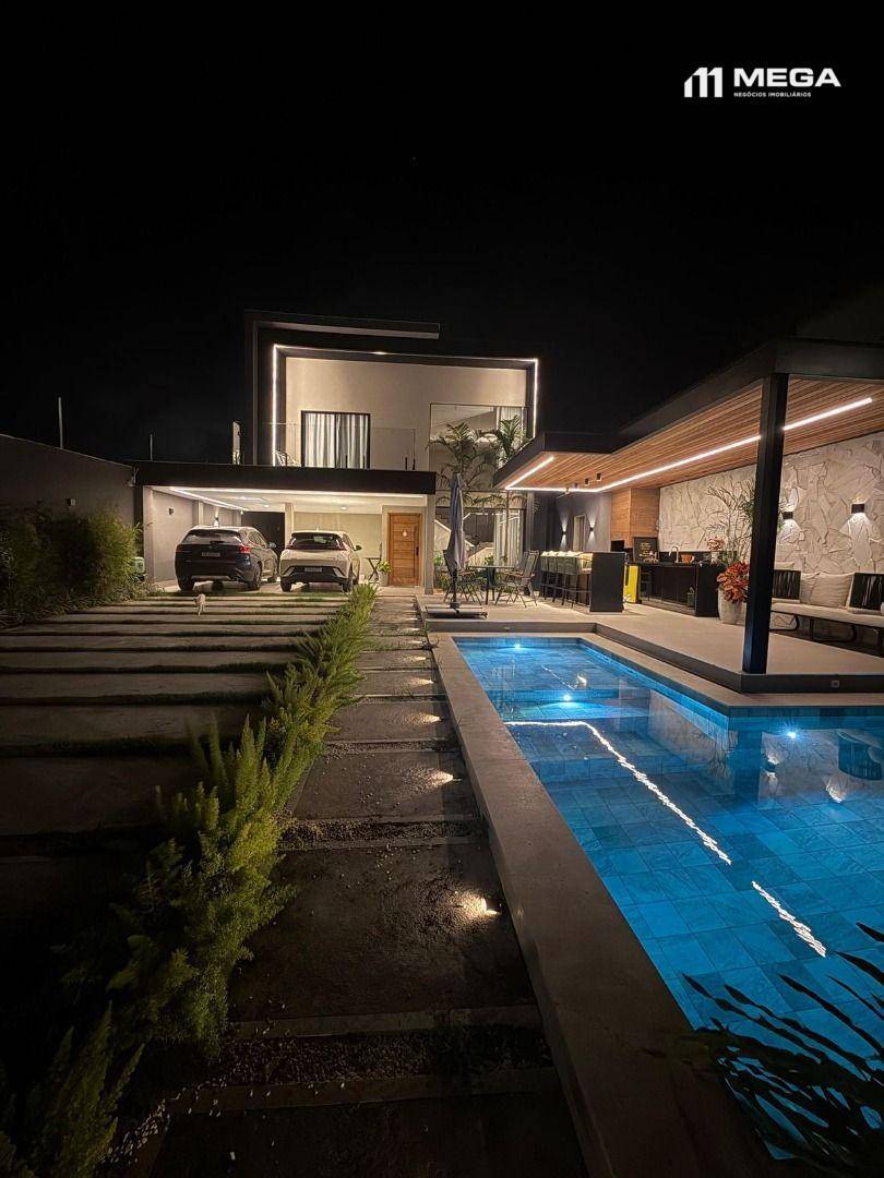 Casa, 4 quartos, 270 m² - Foto 3