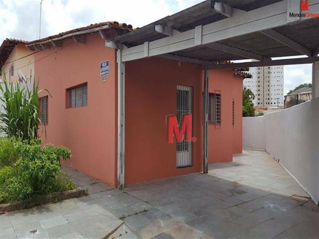 Casa à venda com 3 quartos, 108m² - Foto 2