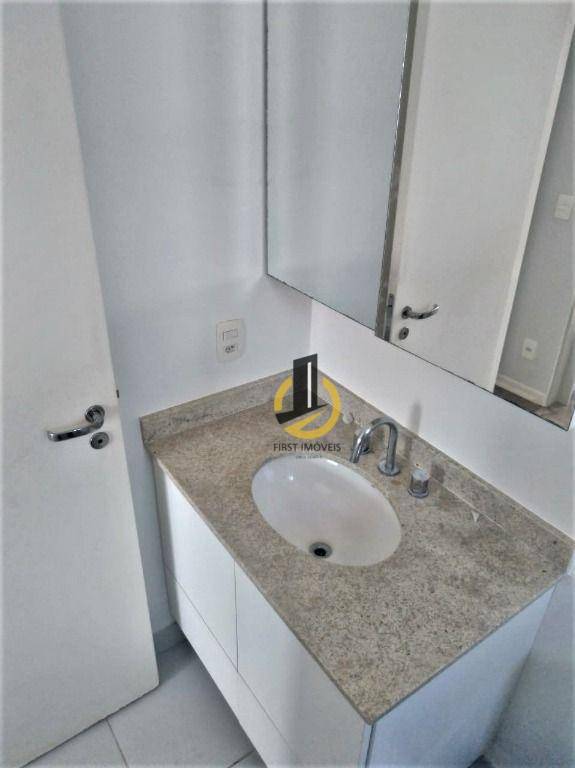 Apartamento à venda com 2 quartos, 65m² - Foto 19