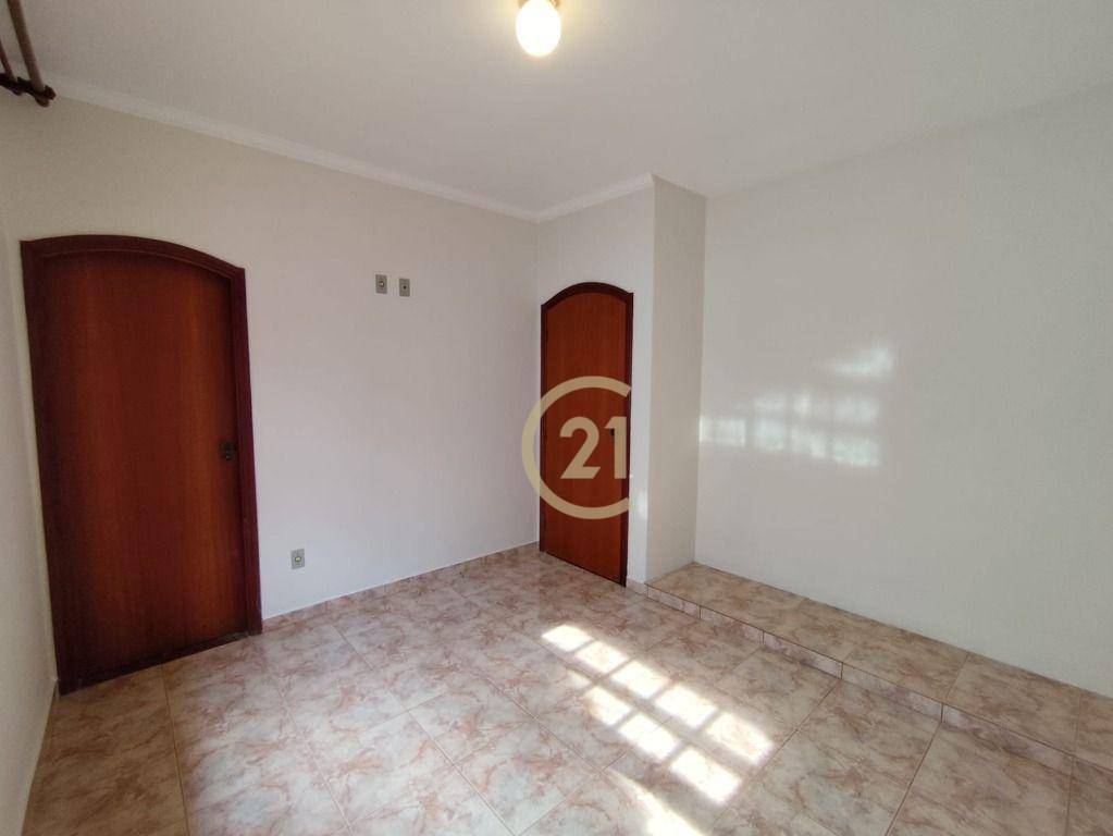 Casa à venda com 3 quartos, 188m² - Foto 15