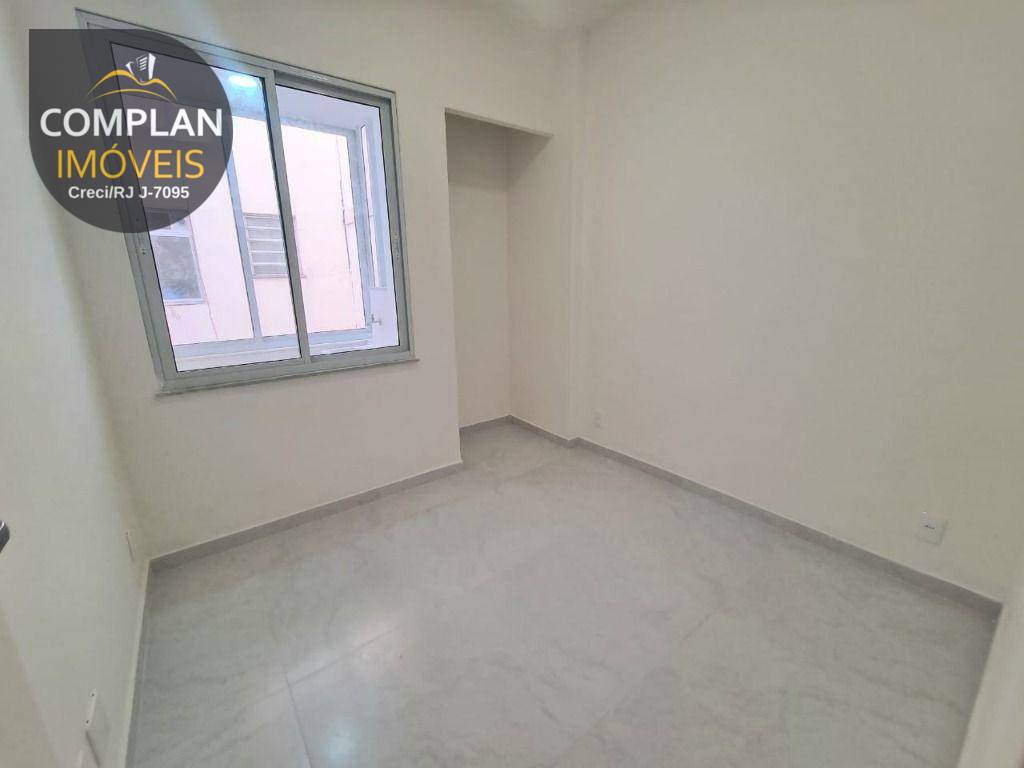 Apartamento à venda com 1 quarto, 40m² - Foto 11