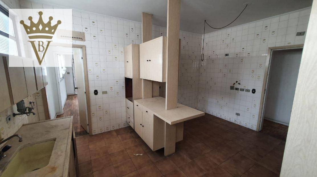 Apartamento à venda com 3 quartos, 300m² - Foto 11