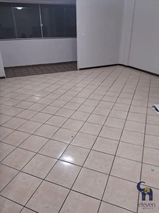 Apartamento à venda com 3 quartos, 120m² - Foto 14