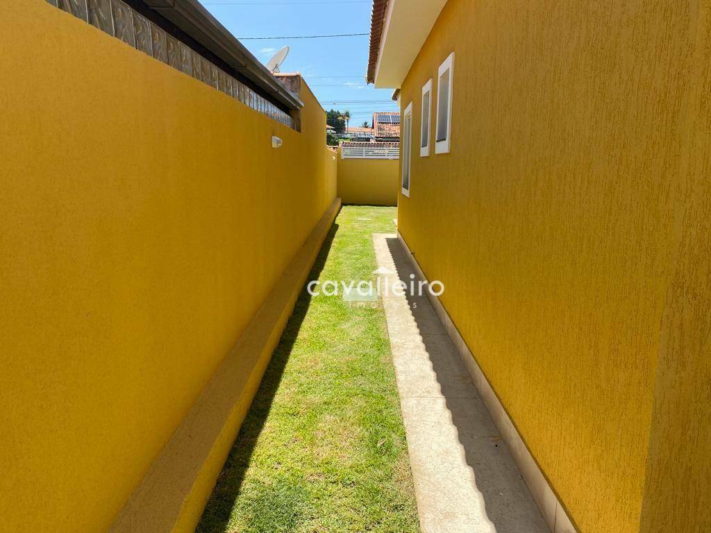 Casa à venda com 3 quartos, 100m² - Foto 25