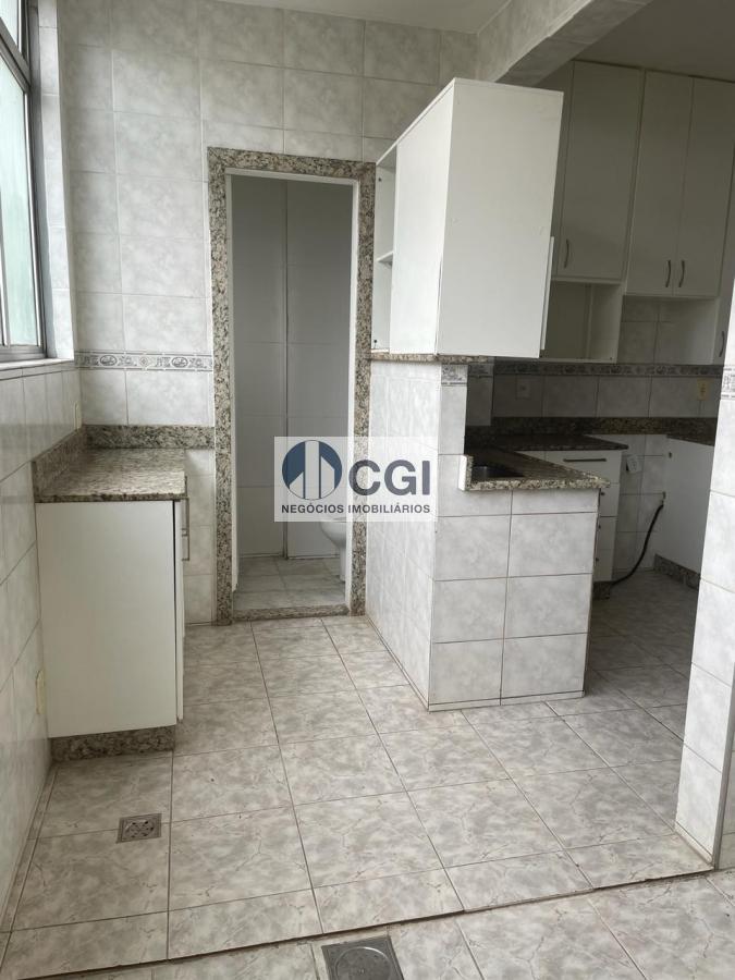 Apartamento à venda com 3 quartos, 160m² - Foto 32