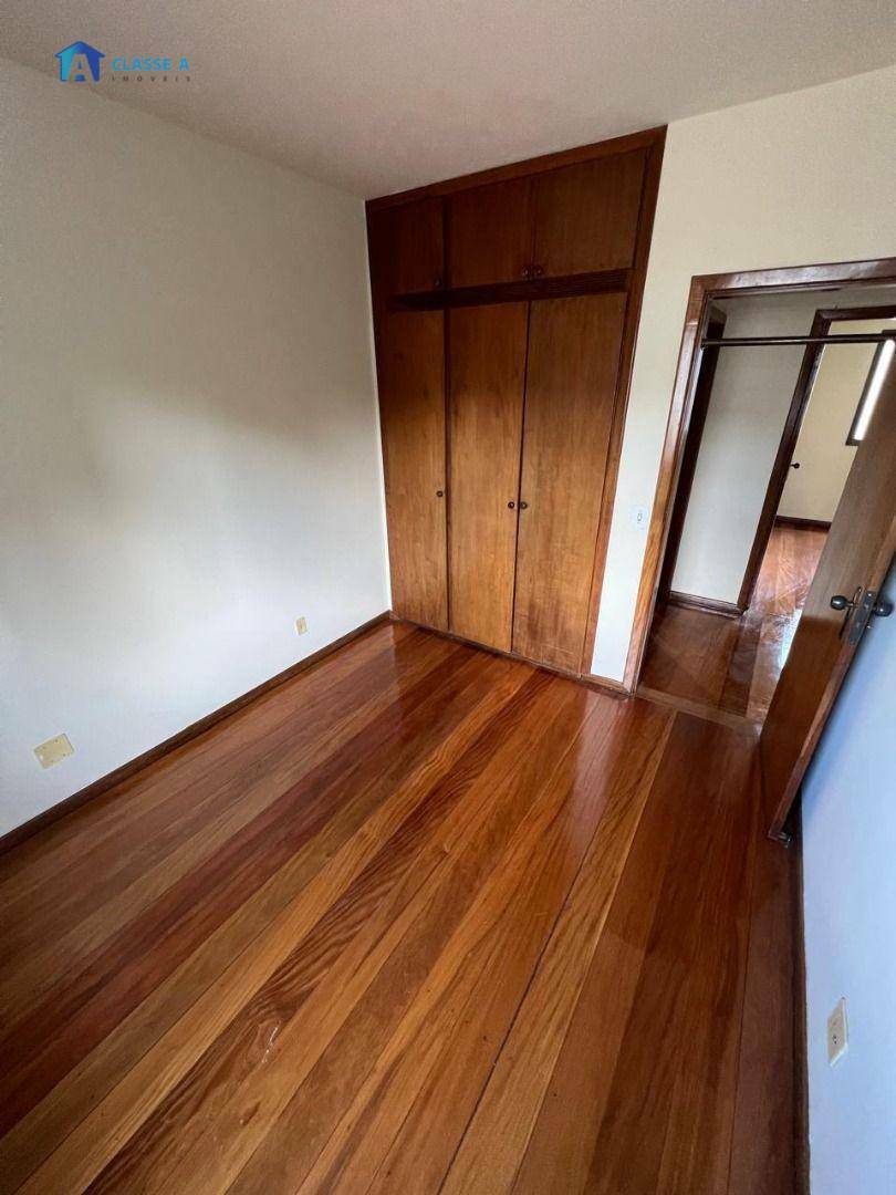 Apartamento à venda com 4 quartos, 250m² - Foto 7