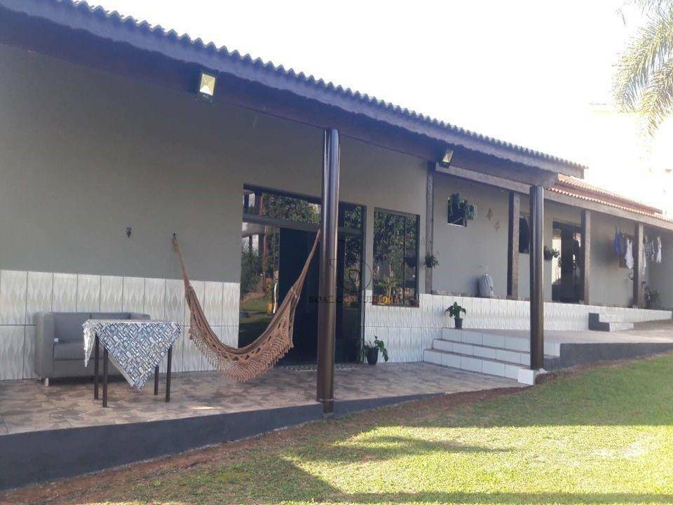 Chácara à venda com 2 quartos, 298m² - Foto 2