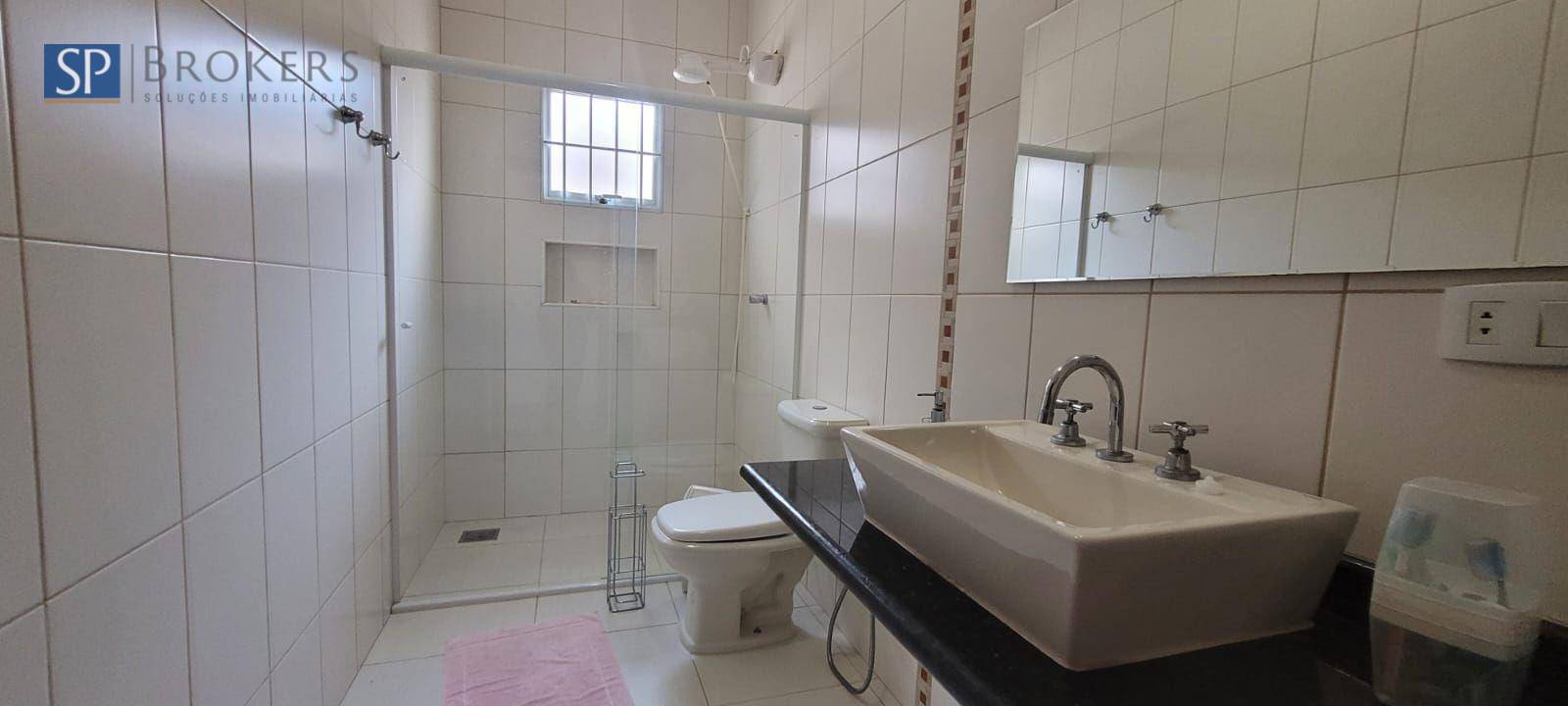 Casa à venda com 3 quartos, 225m² - Foto 14