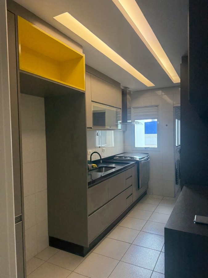 Apartamento para alugar com 3 quartos, 102m² - Foto 10