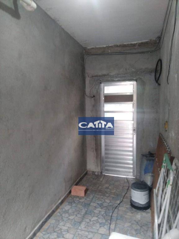 Sobrado à venda com 6 quartos, 200m² - Foto 5