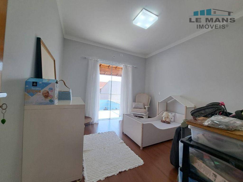 Casa à venda com 3 quartos, 186m² - Foto 17