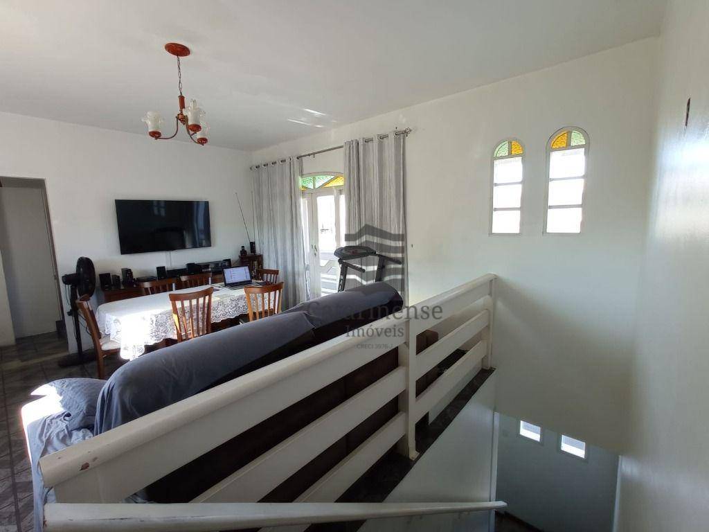 Casa à venda com 4 quartos, 260m² - Foto 5