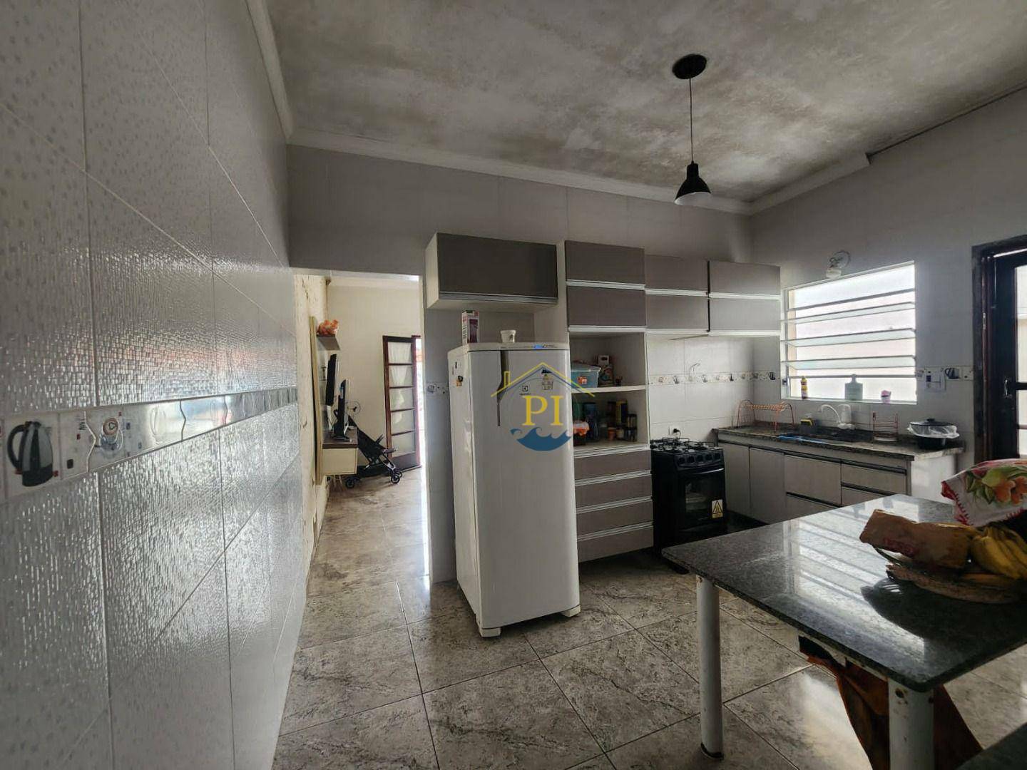 Casa à venda com 3 quartos, 97m² - Foto 7