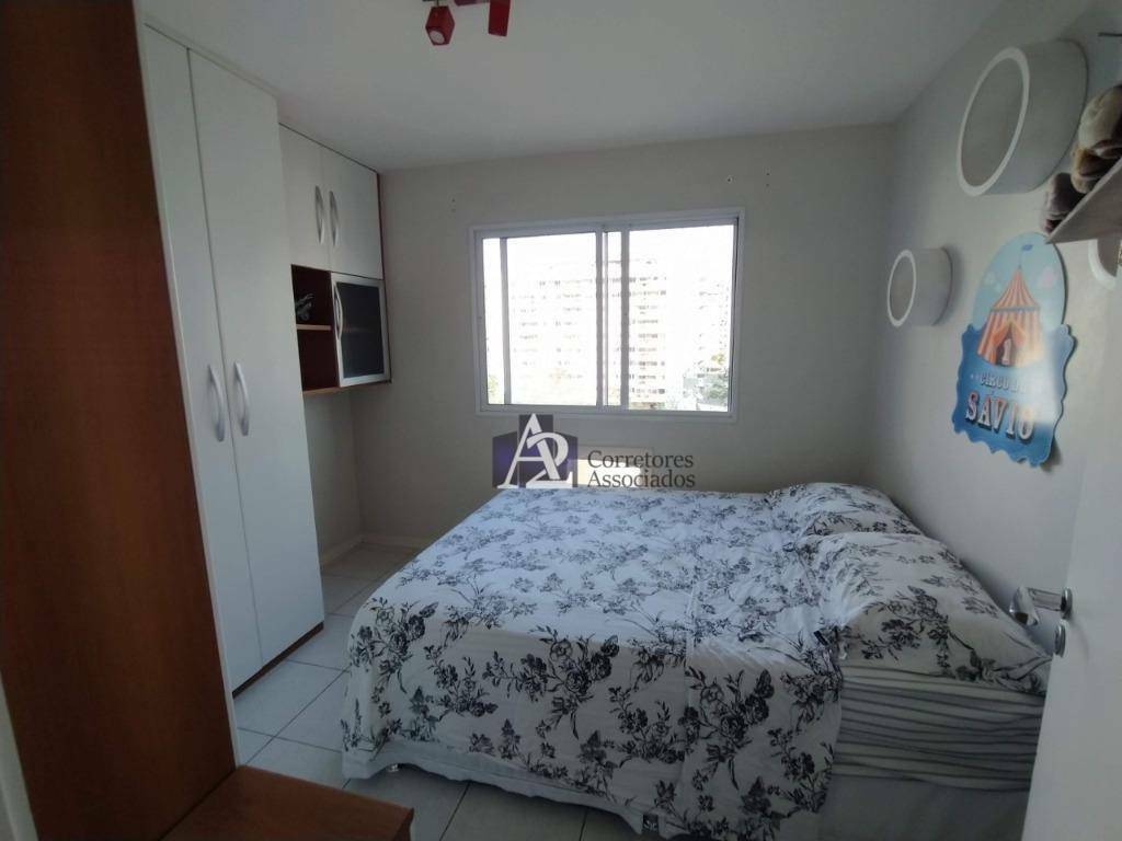 Apartamento à venda com 2 quartos, 68m² - Foto 8