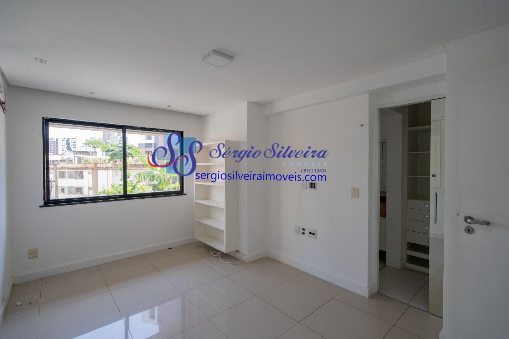 Apartamento à venda com 3 quartos, 210m² - Foto 19