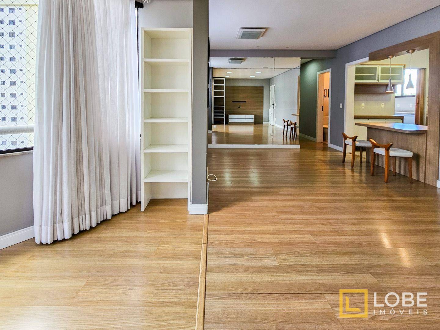 Apartamento à venda com 3 quartos, 112m² - Foto 3