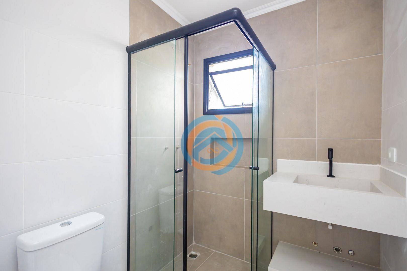 Casa à venda com 2 quartos, 52m² - Foto 5