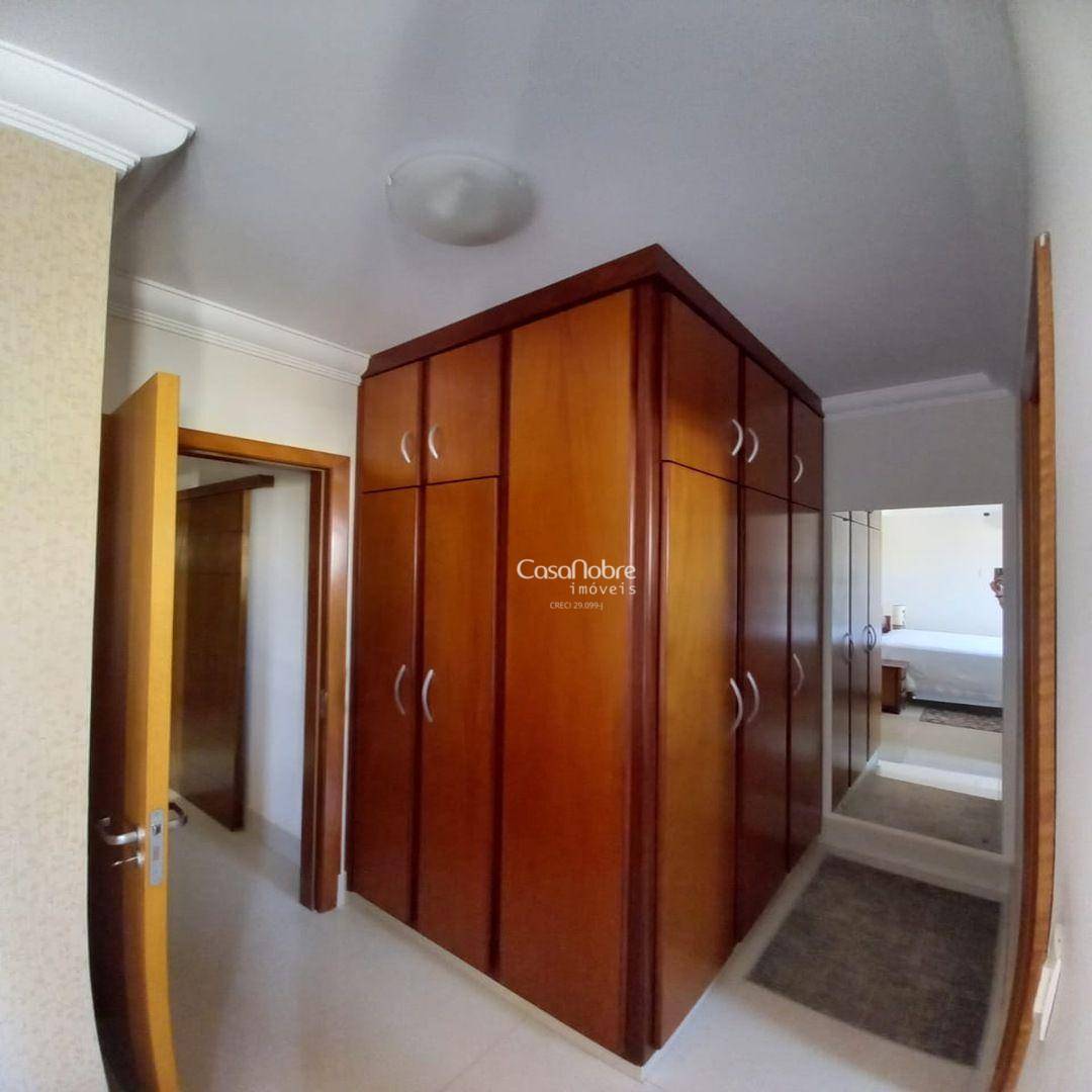 Apartamento à venda com 3 quartos, 137m² - Foto 22