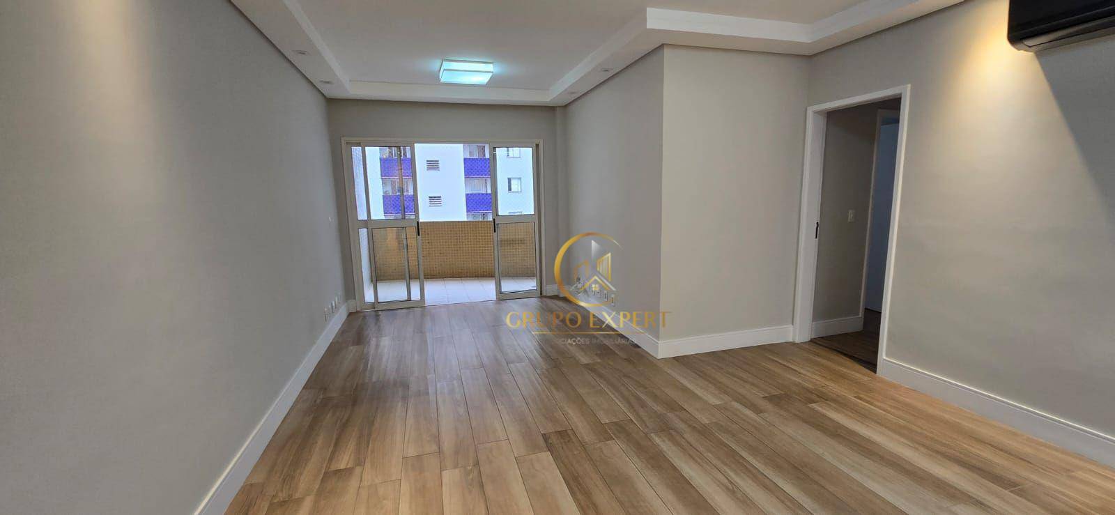 Apartamento à venda com 3 quartos, 108m² - Foto 1