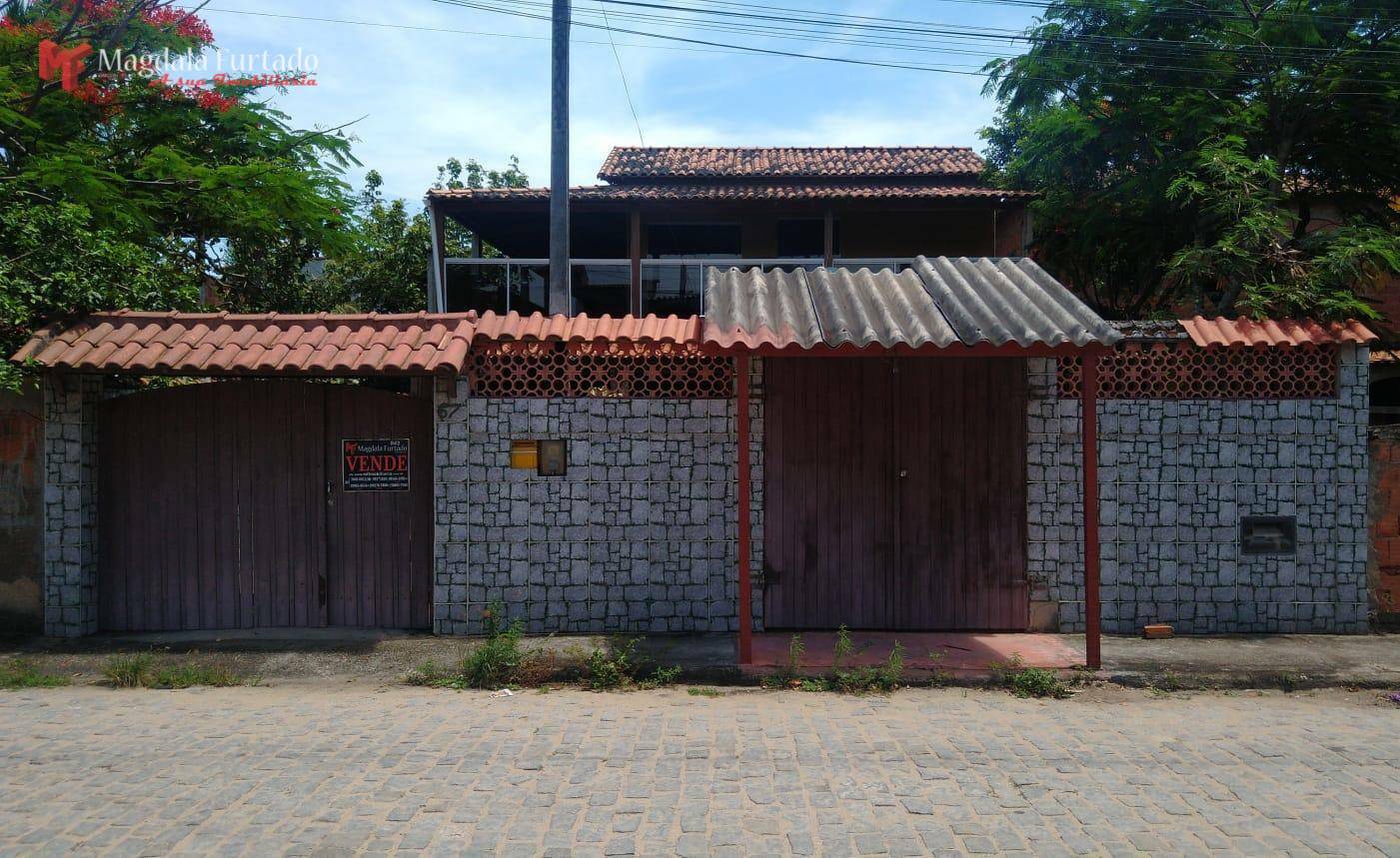 Casa à venda com 3 quartos, 119m² - Foto 1