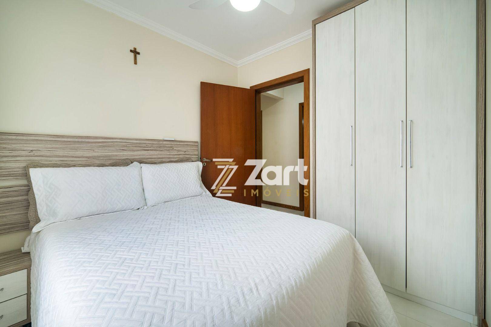 Apartamento à venda com 4 quartos, 141m² - Foto 14