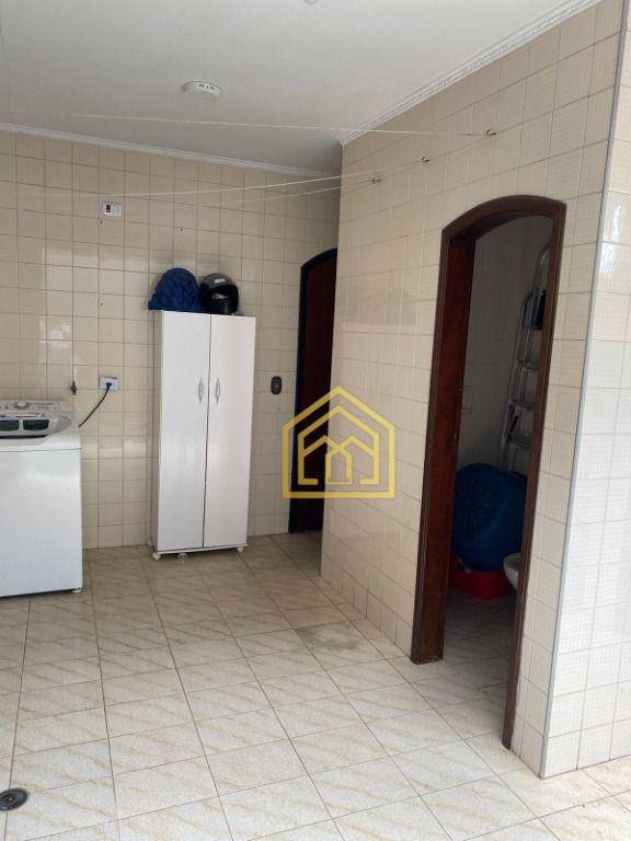 Sobrado à venda com 4 quartos, 345m² - Foto 14