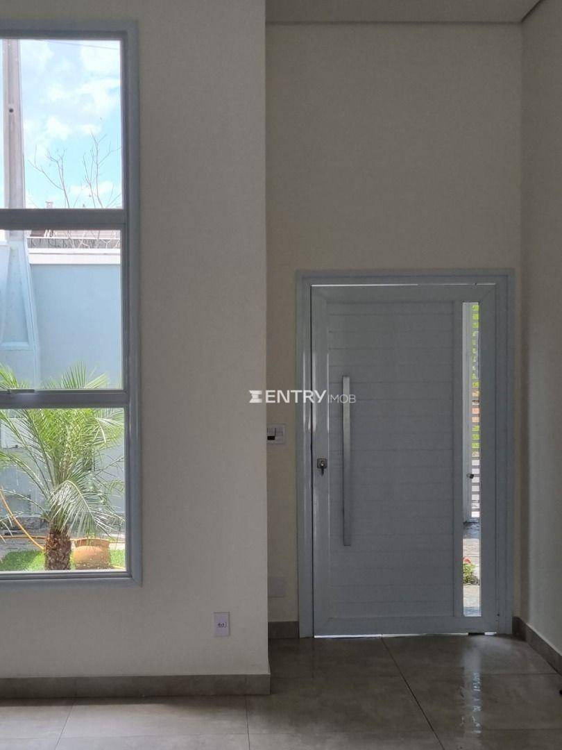 Casa à venda com 3 quartos, 165m² - Foto 3