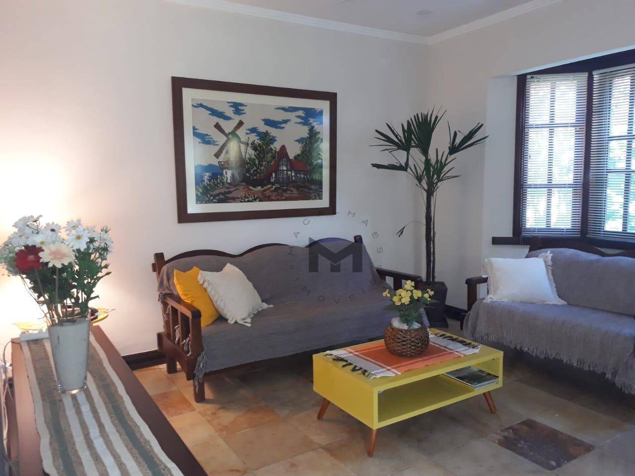 Casa à venda com 4 quartos, 220m² - Foto 11