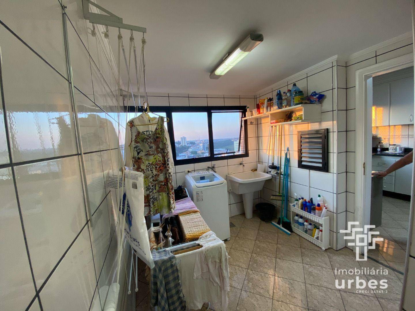 Apartamento à venda com 3 quartos, 178m² - Foto 36