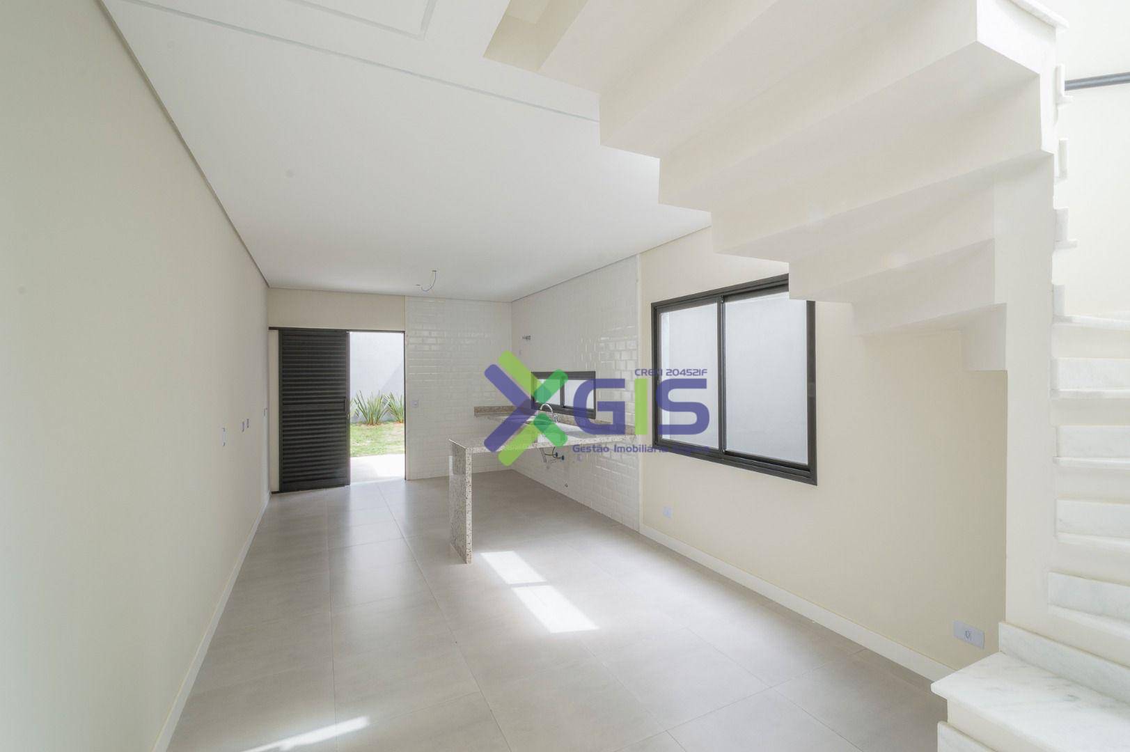 Casa à venda com 3 quartos, 120m² - Foto 4